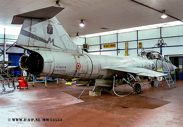 Lockheed TF-104G-M Starfighter  4-35  mm-54254  Grosseto 09-09-2002