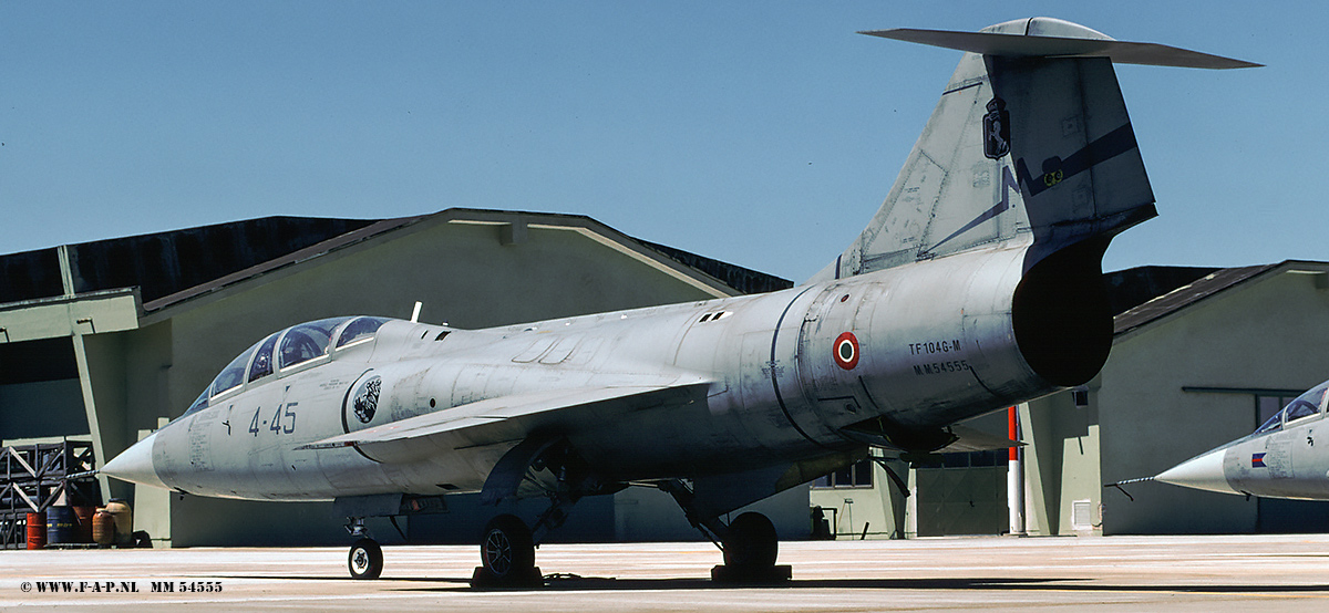 Lockheed TF-104G-M Starfighter  MM54555  4-45  c/n-583D-5737  20 Gruppo- 4-Stormo  Grosseto 08-07-2002