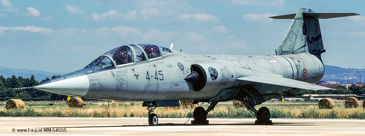 Lockheed TF-104G-M Starfighter  MM54555  4-45  c/n-583D-5737  20 Gruppo- 4-Stormo  Grosseto 08-07-2002