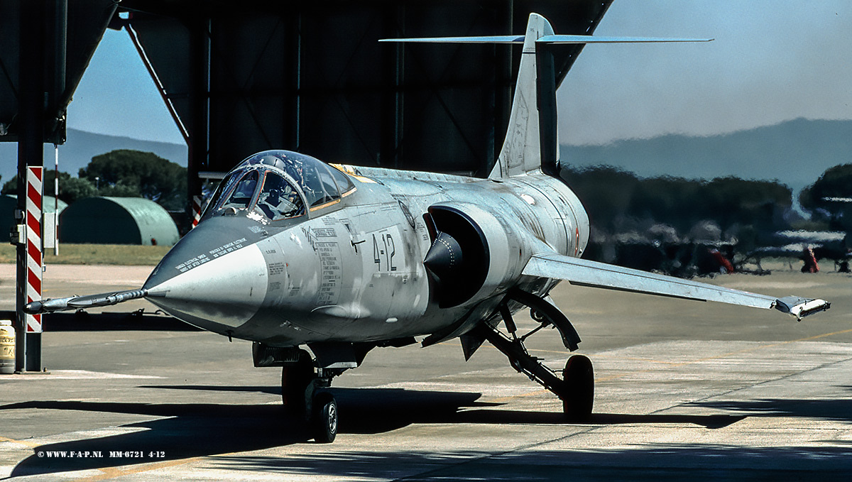 Lockheed (Aeritalia) F-104S ASA Starfighter MM-6721 4-12  4.Stormo Grosseto 07-2002