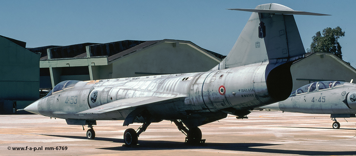 Italian Group Aeritalia build F-104  Starfighter S-ASA-M   MM-6769  4-Stormo no-53 20-Gruppo  Grosseto 22-07-2002