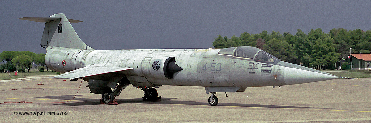Italian Group Aeritalia build F-104  Starfighter S-ASA-M   MM-6769  4-Stormo no-53 20-Gruppo  Grosseto 22-07-2002