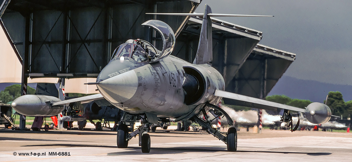 Aeritalia F-104 S ASA-M  4-7  MM-6881 c/n-783-1181 4-Stormo no-59 of 20-Gruppo Grosseto 22-07-2002