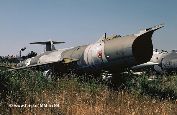 Aeritalia F-104S ASA   Starfighter  MM-6784  c/n-683-6784  37-Stormo  Dump at Grosseto 22-07-2002