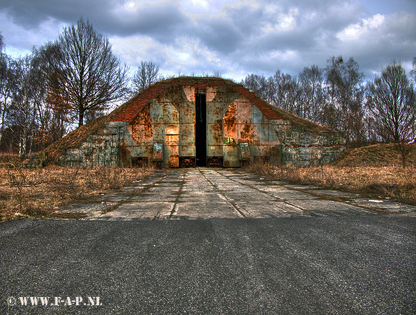 AU-13_1 Shelter on Neuruppin Where 40 of them 6-4-2013