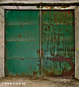 AU-13_1 Shelter on Neuruppin Where 40 of them 6-4-2013