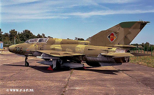 MiG 21 US   236  Rothenburg   18-08-2003