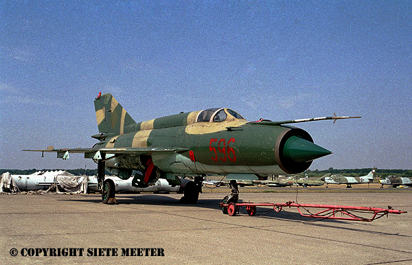 MiG 21 M    596     (960708)    Berlin Gatow  10-07-1997