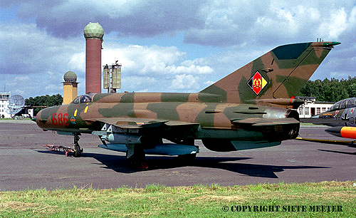 MIG 21 MF     686    (966301)   Berlin Gatow  24-06-2001