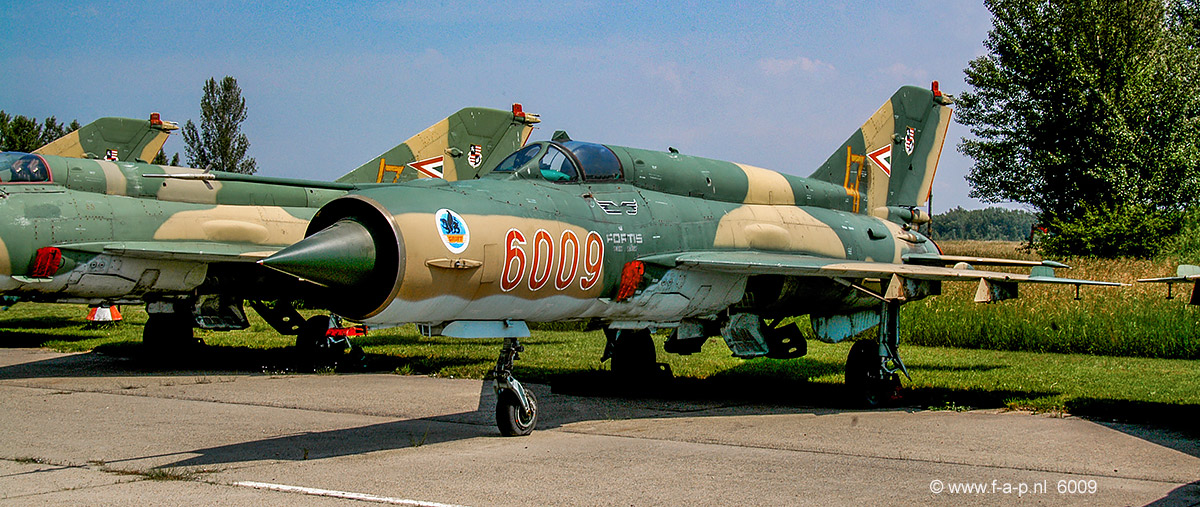 Mikoyan-Gurevich MiG-21Bis/Sau      6009  c/n-75036009   Hungary - Air Force  Papa 10-06-2004