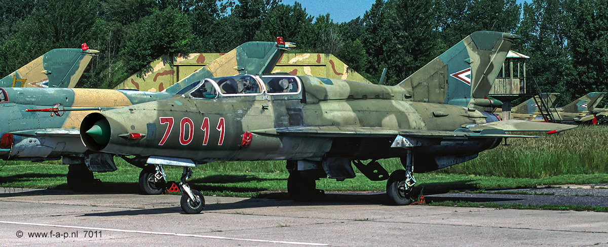 Mikoyan-Gurevich MiG-21 UM             7011     c/n-516917011   Hungary - Air Force  Papa 10-06-2004