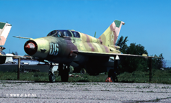 MiG 21 UM  06   Kant   22-07-2003