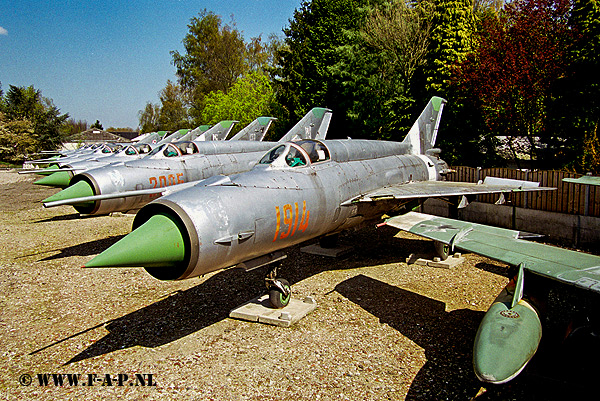 MiG 21 M   1914    Ex Polish  AF        2005