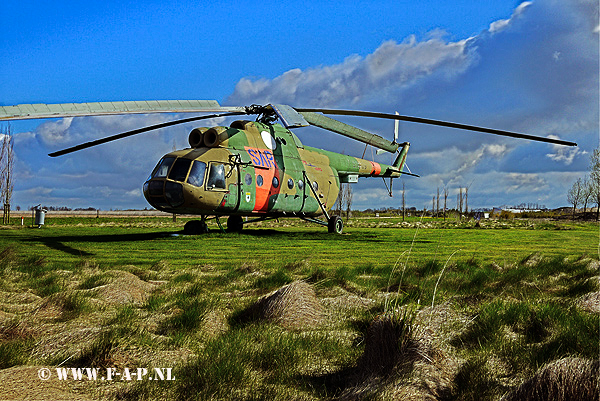 MiL Mi 8T     93+09   Ex DDR  923  Preserved at Kraggenburg, Noord-oostpolder.