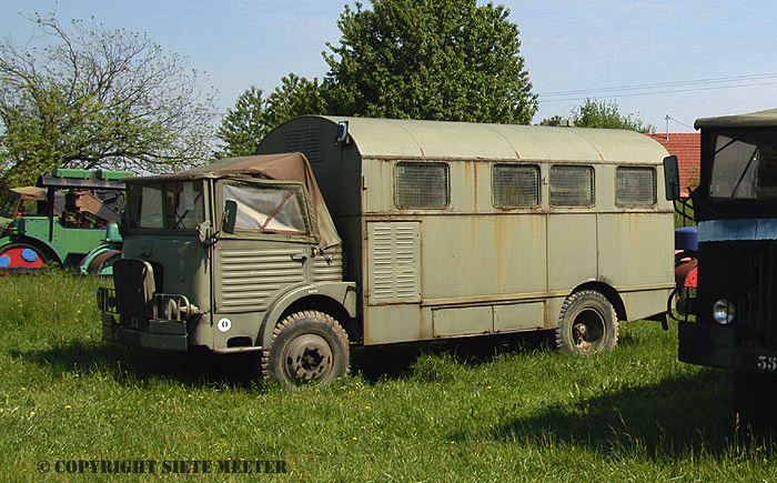 Simca-F594-WML in green colours  Hatten 15-05-2005