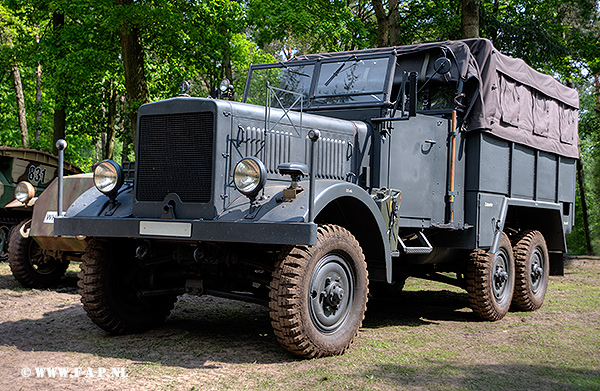 Horch-Einheits-Pkw  at Overloon   16-05-2015