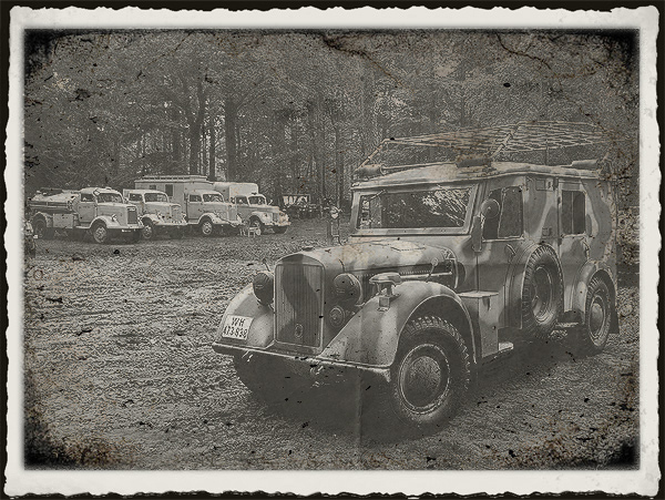 Ambi Budd Presswerk Kfz-17  Horch 901 Type 40  at   Overloon  18-05-2013