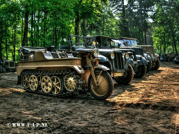 Leichtes Kettenkrad  Sd.Kfz.2   Militracks   18-05-2014  Overloon