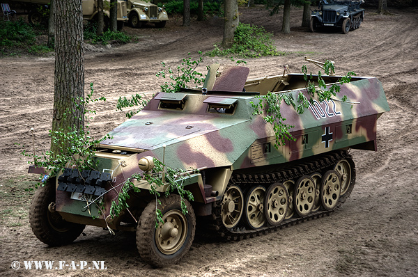 Sd.Kfz.251 Half -Track  1022 Overloon Cromton collection  Overloon 16-05-2015