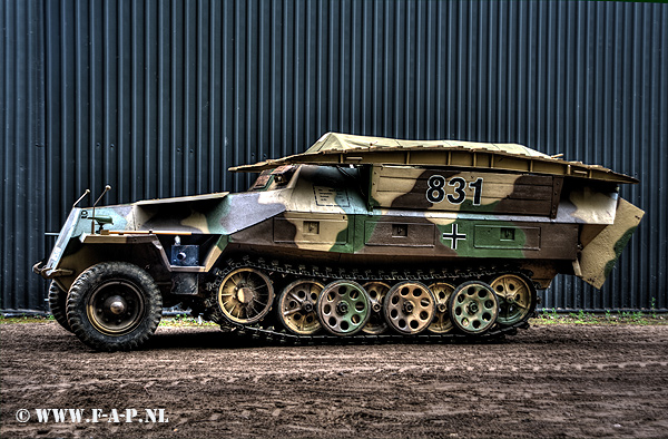 Sd.Kfz.251 Half -Track 831  WH-126423   Overloon  16-05-2015