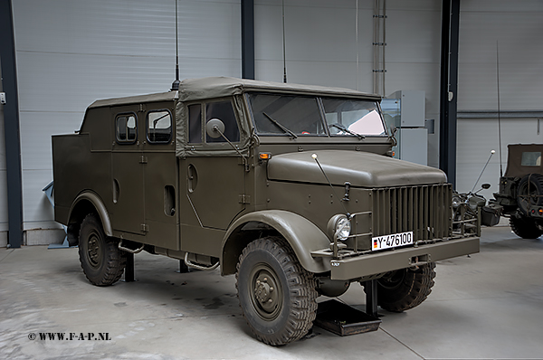 Borgward B-2000  Panzermuseum  Munster 2016-04-22 