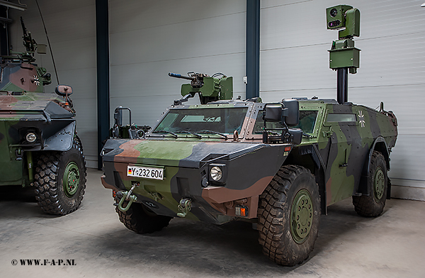 Fennek  Y-232604  Panzer museum Munster  2016-04-22 