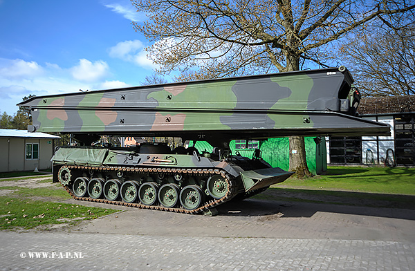 Leopard 1 Krauss Maffei Wegmann Leopard I Bridgelayer Biber  Munster Panzer Museum    2016-04-22 