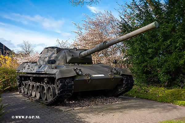 Leopard Hybrid - 1961-64 Hull & Turret is 1961 Prototype II A   Munster Panzer Museum    2016-04-22 