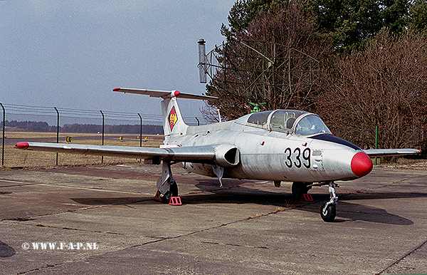 Aero L-29  Delfin   339   Ex NVA    Rothenburg  25-03-2003