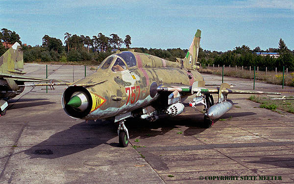 Su-22.M3  Fitter   757  Ex NVA    Rothenburg  18-08-2003