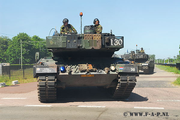 Leopard-2 A-6    83-KP-33   Steenwijk   02-06-09