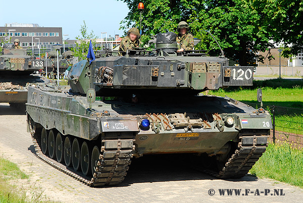 Leopard-2 A-6   83-KP-60  Steenwijk   02-06-09