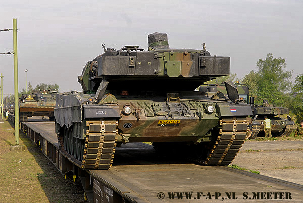 Leopard-2 A-6   84-KP-98   Steenwijk   02-06-2009