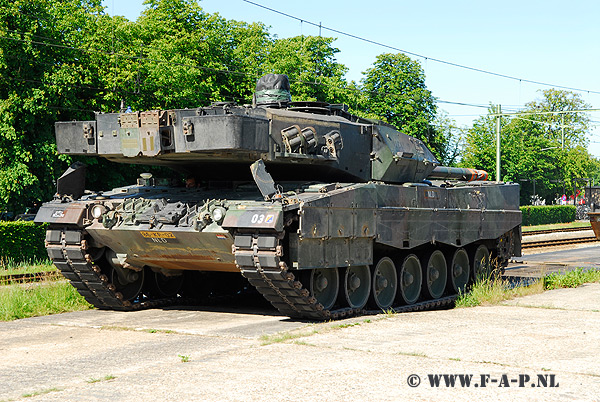 Leopard-2 A-6   86-KP-02   Steenwijk   02-06-09