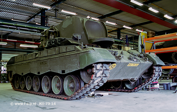 Leopard 1 Prtl. ku-79-14  just for his final dismanteling MCW Leusden  03-2003