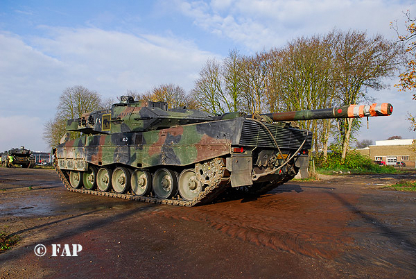 Leopard-2 A-6    KU-84-11   Steenwijk