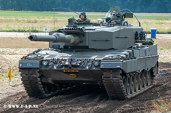 Leopard 2-A 5  KU-84-49   Soesterberg