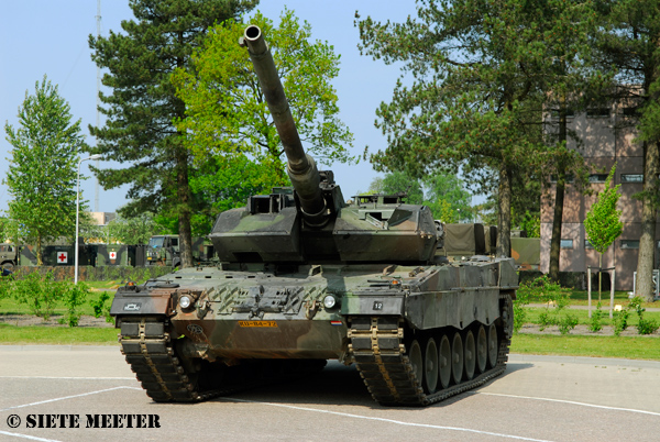 Leopard-2 A-6   KU-84-72  Amersfoort