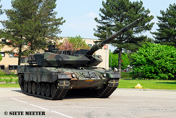 Leopard-2 A-6   KU-84-72  Amersfoort