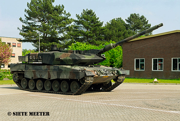 Leopard-2 A-6   KU-84-72  Amersfoort