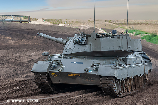 Leopard 1   KU-9461   Soesterberg 28-08-2016