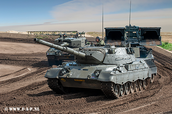 Leopard 1   KU-9461   Soesterberg 28-08-2016