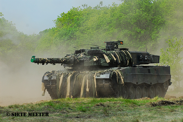 Leopard 2 A-6     Havelte 28-05-2010