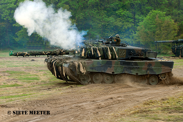 Leopard 2 A-6     Havelte 28-05-2010