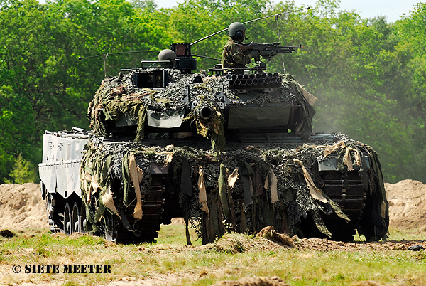 Leopard 2 A-6     Havelte 28-05-2010