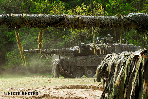 Leopard 2 A-6     Havelte 28-05-2010