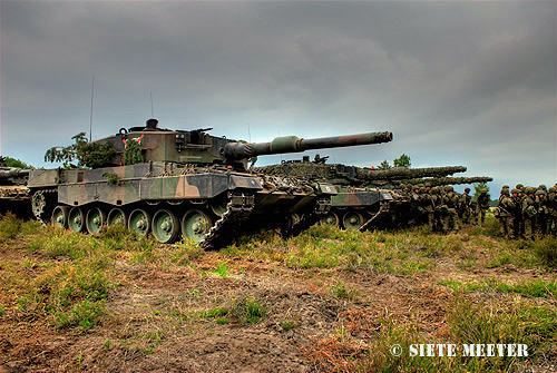 Leopard 2 A-4   UA-0036      10th Armoured Cavalry Brigade  Zagan 22-05-2009