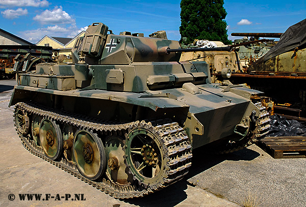  Panzer II Ausf.L "Luchs"  4101    Saumur   28-06-2009