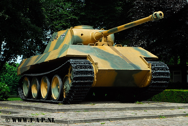 Panzer V Panther Model-D 1943  the 534  (KMY212-583)  Breda  21-07-2009