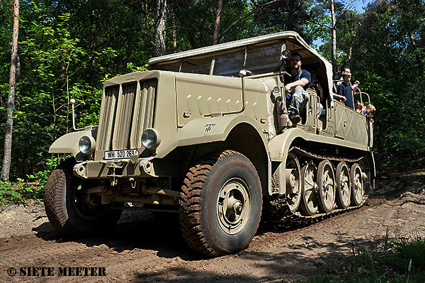 Sd.Kfz-9 FAMO F-3  Overloon 18-05-2014